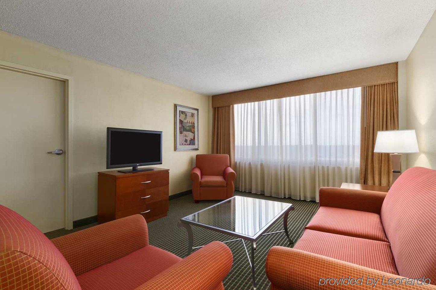 Embassy Suites Winston-Salem Exterior foto